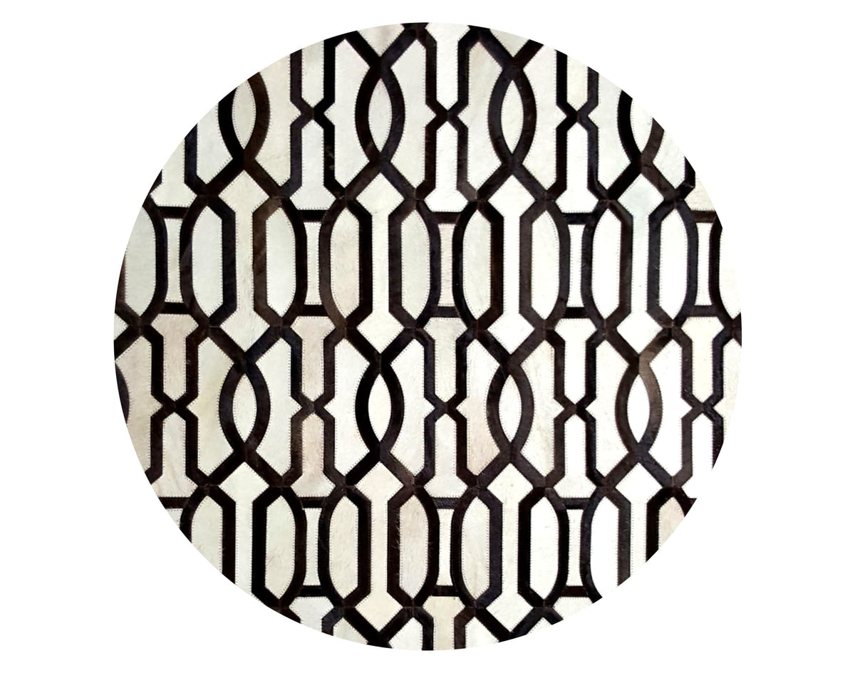 SMALL TRELLIS – Geometric Patagonian Cowhide Rug