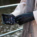 Stella (black) – Sheepskin leather gloves with ultra-warm fleece lining & touchscreen functionality 2