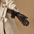 Stella (dark brown) – Sheepskin leather gloves with ultra-warm fleece lining & touchscreen functionality 3