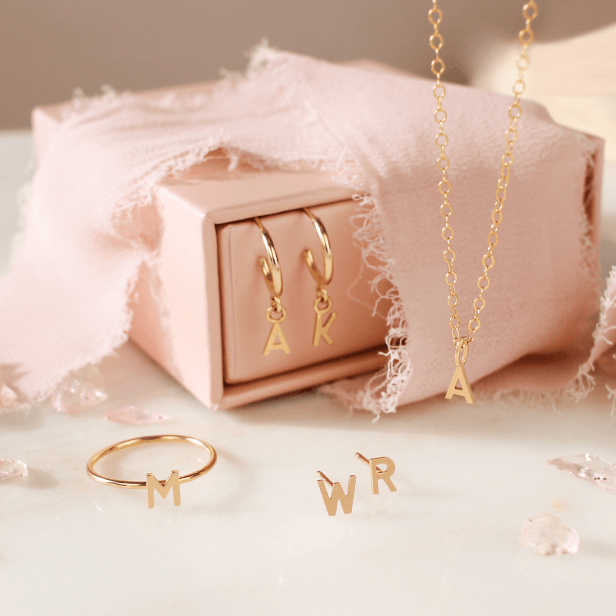 Ava Initial Stud • Single